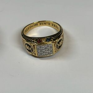 Danbury Mint freedom isn’t free men’s diamond pave gold plated patriotic ring